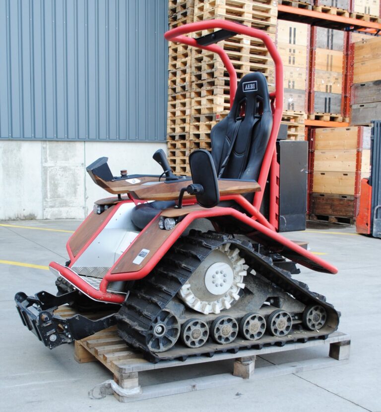Test Drive AEBI EC170 Cingolato